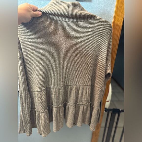 Mystree High Neck Tiered Ruffle Bottom Sweater Size L - Picture 8 of 11